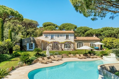 Ramatuelle : Propriété de charme avec vue mer