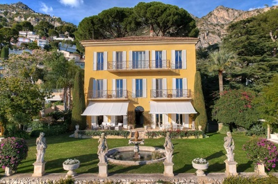 Èze-sur-Mer : Maison de Maître d’exception face à la Méditerranée