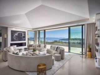 Evaluez votre patrimoine, vendez vos biens de prestige sur la Côte d’Azur et bénéficiez d’un marketing extraordinaire.  