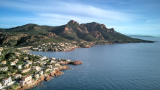Why choose the Esterel coastline?