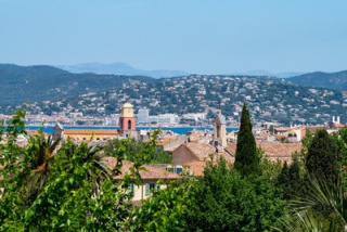 Les Bravades de Saint-Tropez : tradition & fête pluri-séculaire, fierté des tropéziens. 